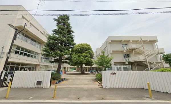 狛江市岩戸南4丁目の中古一戸建て(狛江市第六小学校)