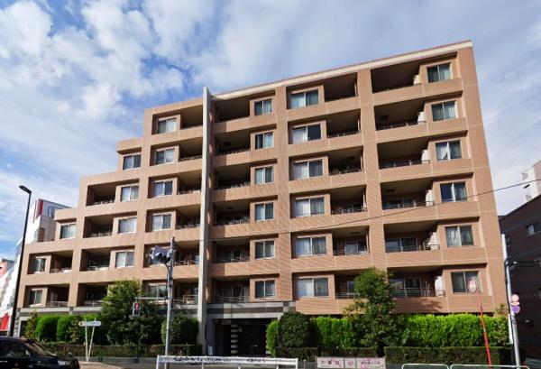 アデニウム学芸大学