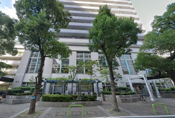 コスモポリス品川(港区立港南図書館)