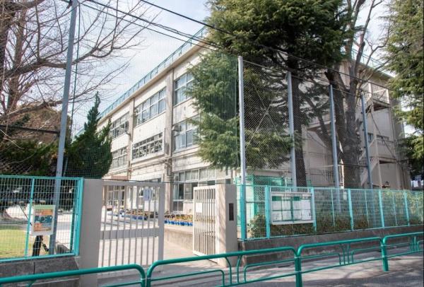 パラスト荻窪(杉並区立桃井第一小学校)