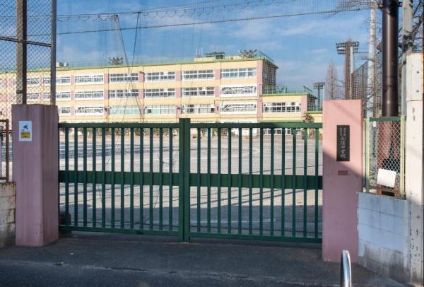 杉並区永福2丁目の土地(杉並区立向陽中学校)