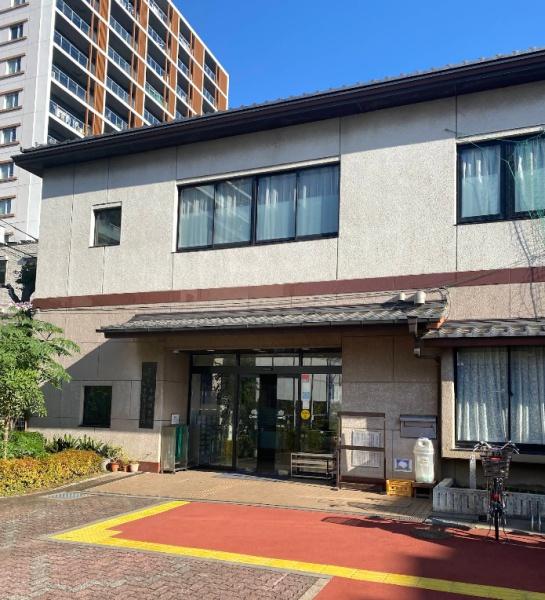 ローブ(文京区立千石図書館)