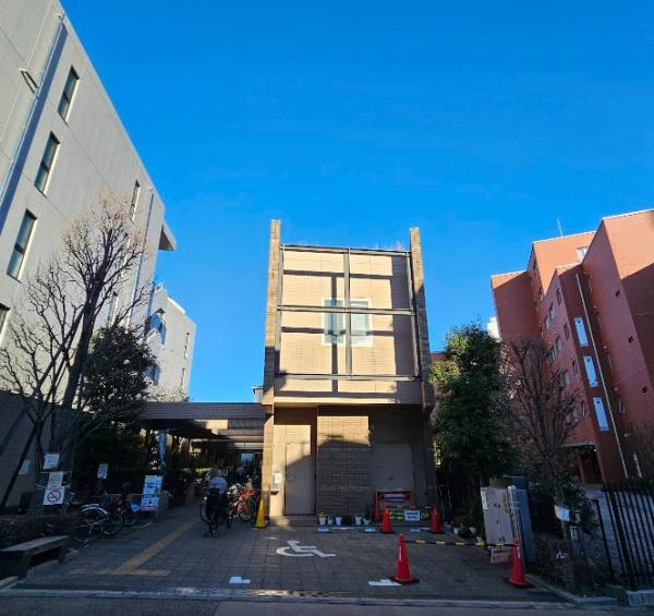リーラ文京本駒込(本郷図書館)
