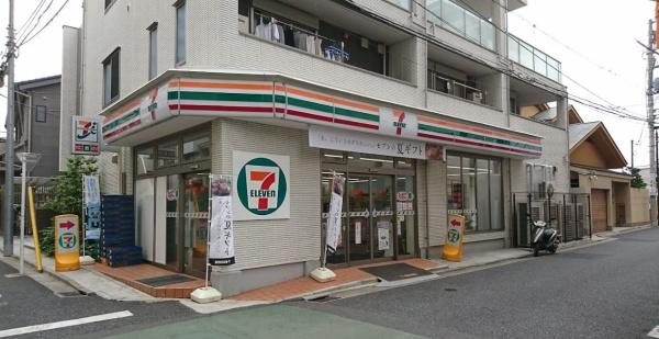 ファインスクェア明大前(セブンイレブン下高井戸駅北口店)