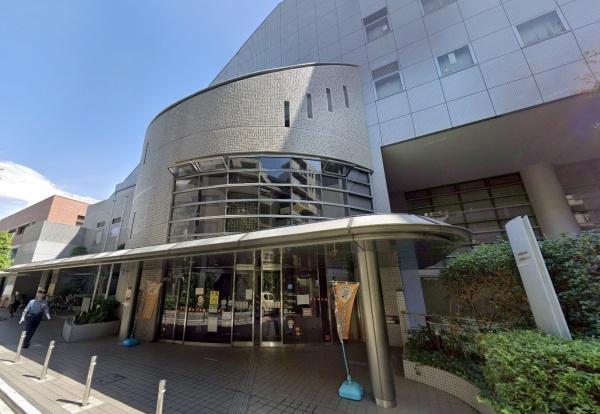 ファーストリアルタワー新宿(新宿区立大久保図書館)