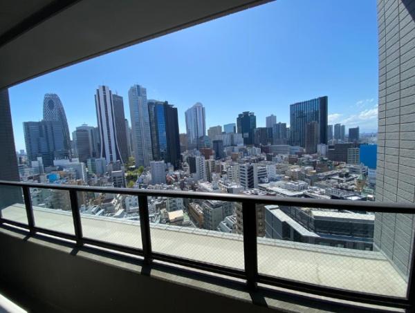 ファーストリアルタワー新宿