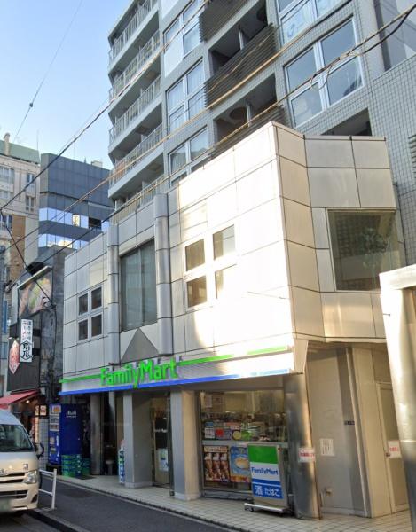インフィニティ南青山(ファミリーマート南青山六丁目店)