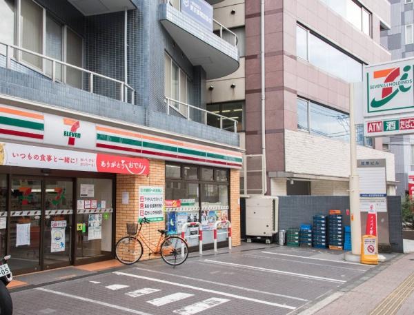 アークステージ高田馬場(セブンイレブン高田馬場小滝橋店)