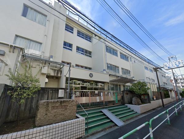 西戸山タワーホウムズサウスタワー(新宿区立戸山小学校)