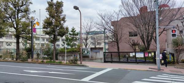 フラッツ景丘(渋谷区立加計塚小学校)