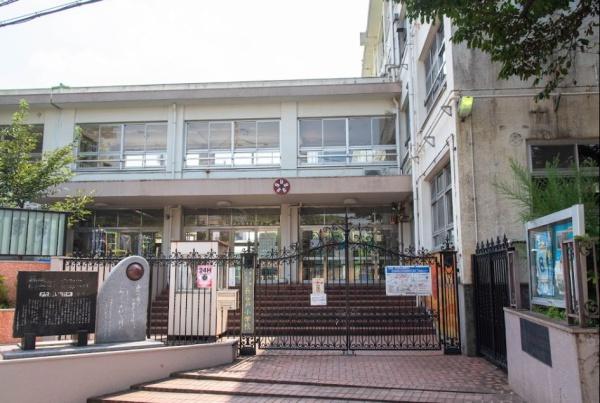 アルス恵比寿メイクス(渋谷区立長谷戸小学校)