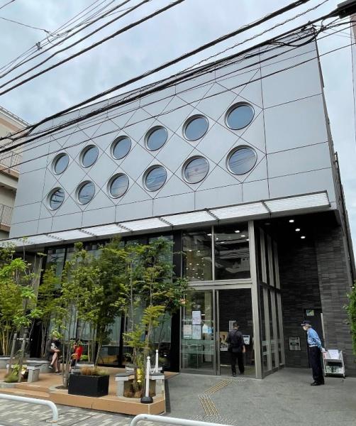 マートルコート下落合(新宿区立下落合図書館)