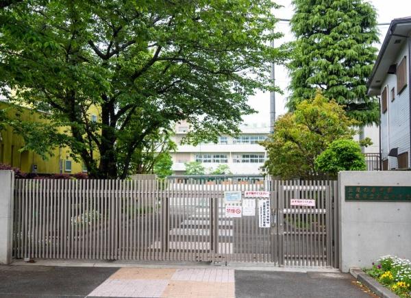 ライオンズ三鷹台楓ハウス(三鷹市立高山小学校)