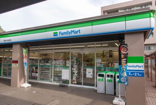 世田谷区上用賀5丁目の土地(ファミリーマート関東中央病院店)