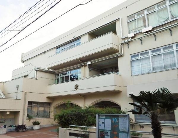 新宿区富久町の中古一戸建て(新宿区立富久小学校)