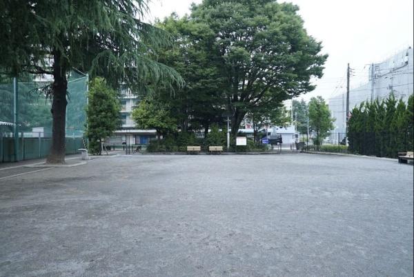 ライオンズマンション上馬(こどものひろば公園)