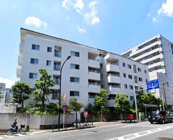 アパガーデンズ新宿戸山公園
