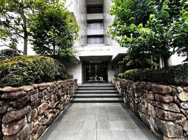 アパガーデンズ新宿戸山公園