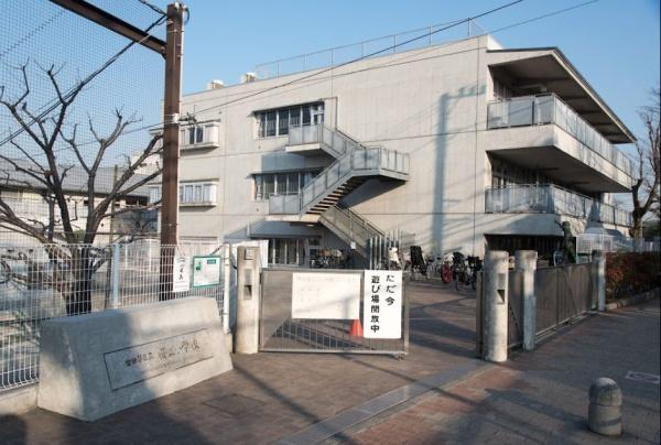 経堂セントラルマンション(世田谷区立桜丘小学校)