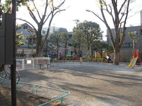 経堂セントラルマンション(南台公園)