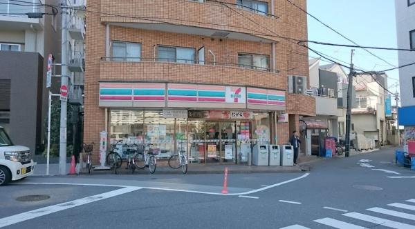 クラッシィハウス杉並方南町(セブンイレブン和泉店)