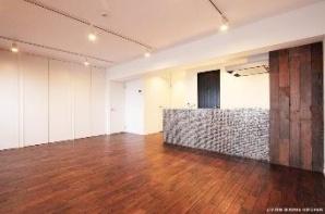 上高田四丁目団地１号棟