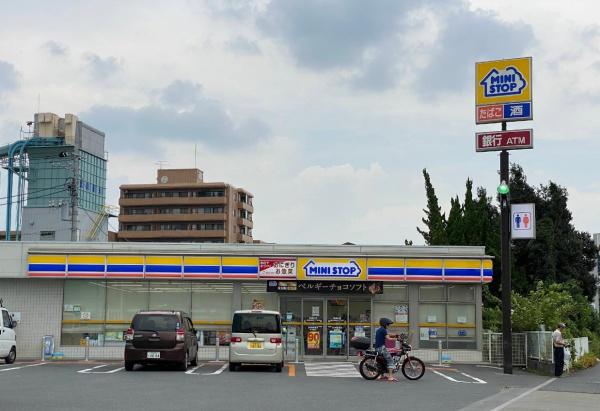 イニシア調布(ミニストップ調布多摩川1丁目店)