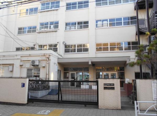 目黒区大岡山１丁目の中古一戸建て(目黒区立中根小学校)