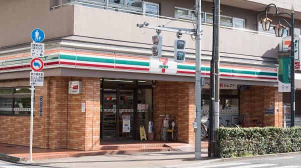 サンメゾン武蔵野緑町ガーデンハウス(セブンイレブン武蔵野郵便局前店)
