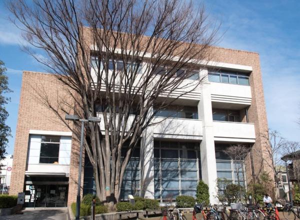 サンメゾン武蔵野緑町ガーデンハウス(武蔵野市立中央図書館)