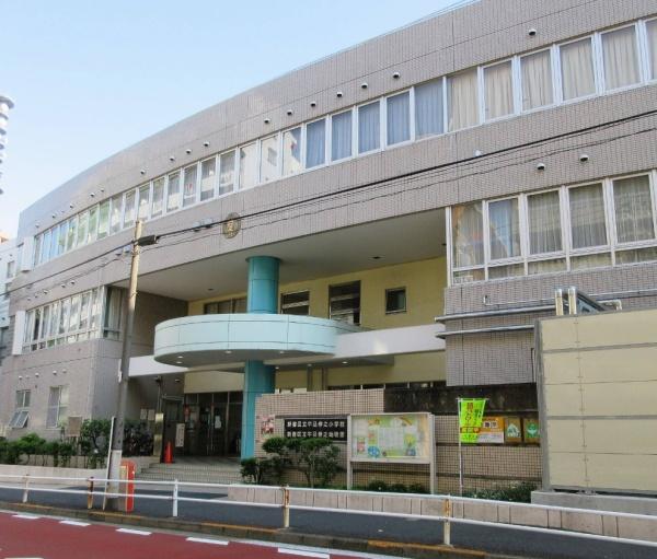 ライオンズマンション新宿原町(新宿区立牛込仲之小学校)