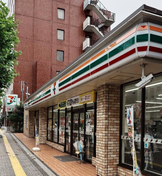 広尾ガーデンヒルズ　Ｊ棟(セブンイレブン港区広尾駅北店)