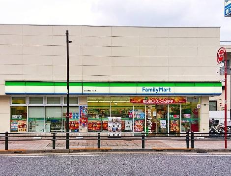 レガリアスパシエ目白(ファミリーマート西池袋四丁目店)