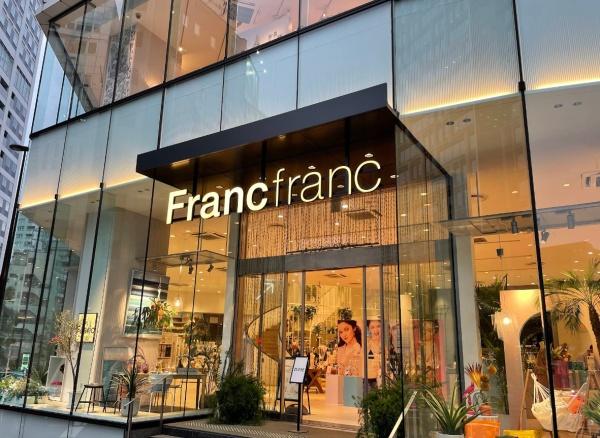ＴＨＥ　ＣＯＵＲＴ　神宮外苑(Francfranc青山店)