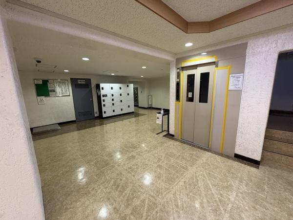 秀和幡ケ谷レジデンス