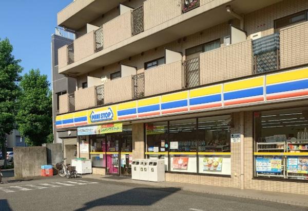 グランシュテル杉並善福寺公園(ミニストップ杉並成田西店)