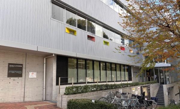 五反田ダイヤモンドマンション(品川区立五反田図書館)