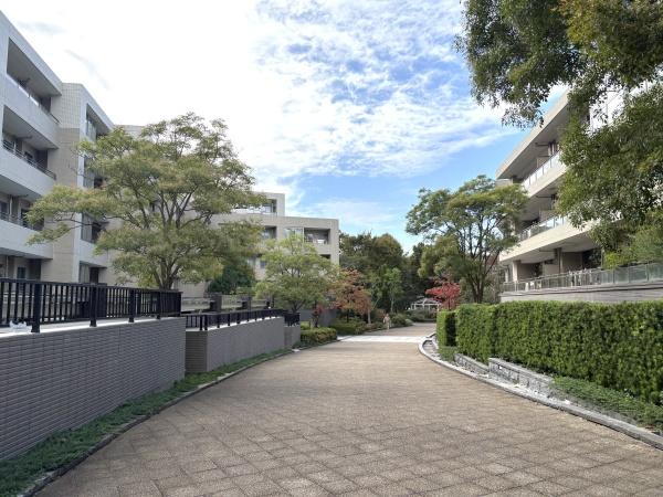 パークシティ成城　Ｅ棟
