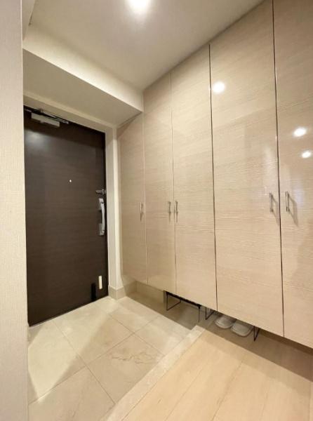 ラヴォア荻窪(玄関)