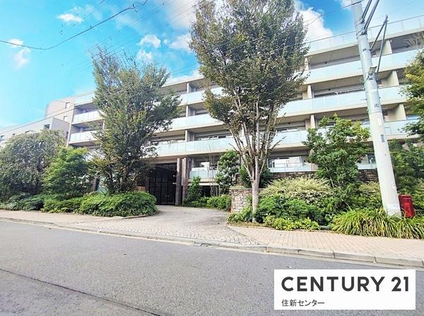 プレイスコート喜多見