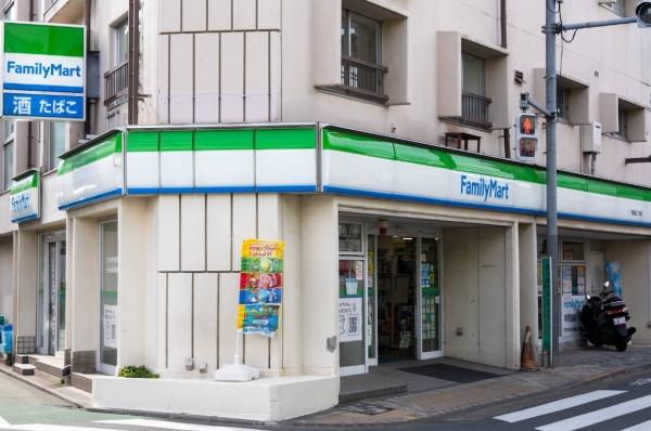三鷹市下連雀3丁目の中古一戸建て(ファミリーマート下連雀三丁目店)