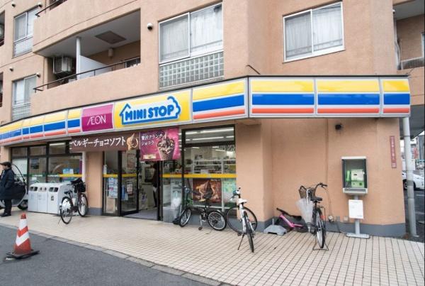 アールヴェール荻窪北(ミニストップ上井草店)