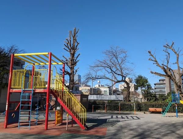 秀和高輪レジデンス(亀塚公園)