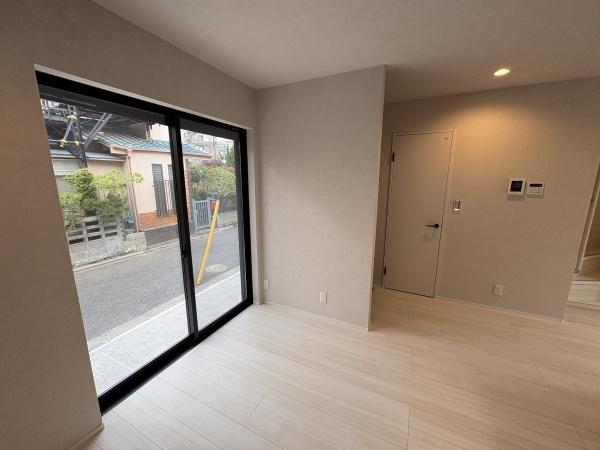 世田谷区喜多見４丁目の新築一戸建