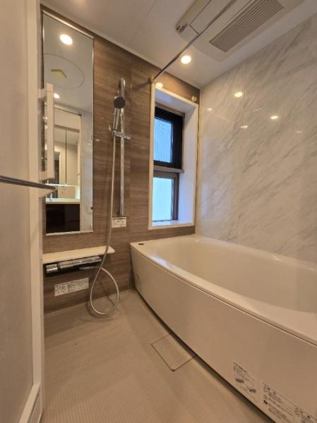 ロイヤルシーズン新宿柏木