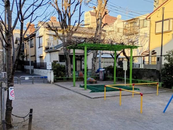 文京区本郷５丁目の中古一戸建て(文京区本郷五丁目児童遊園)