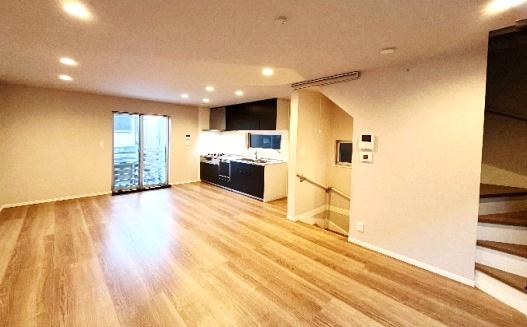 世田谷区下馬１丁目の中古一戸建て