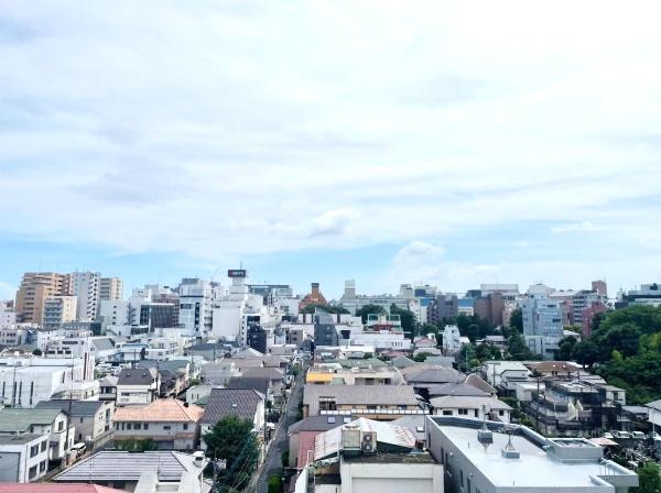 三鷹コーポラス
