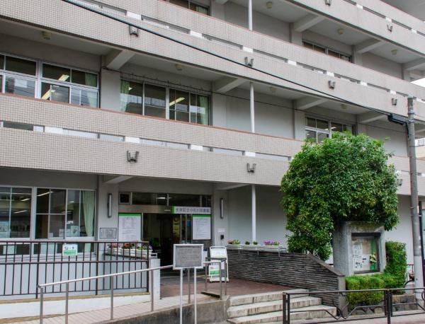 オープンレジデンシア小石川播磨坂(文京区立小石川図書館)