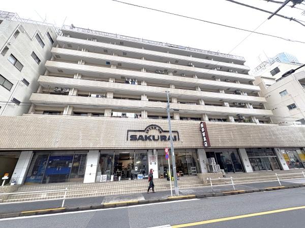 グローイン新宿御苑